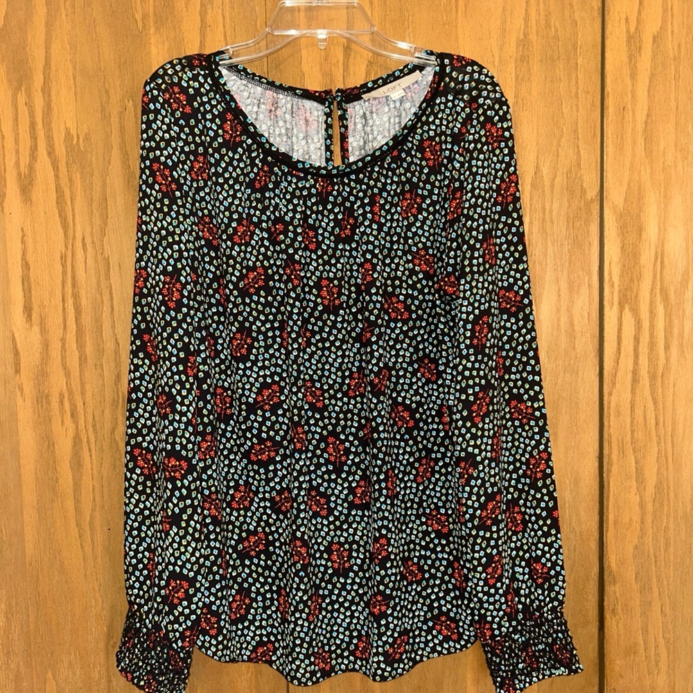 LOFT Blouse Top Womens Medium Black Geo Floral Print Keyhole Round Neck Pullover